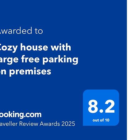 Вілла Cozy House With Large Free Parking On Premises Спрингфілд Екстер'єр фото
